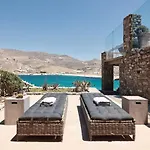 וילה Barbarossa - Elegant Beachfront Retreat With Heated Pool & Outdoor Gym *