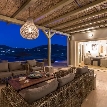 Villa Barbarossa - Elegant Beachfront Retreat With Heated Pool & Outdoor Gym