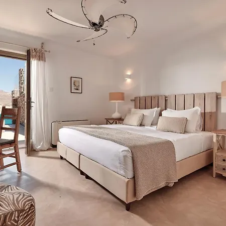 Barbarossa - Elegant Beachfront Retreat With Heated Pool & Outdoor Gym فيلة فتيليا