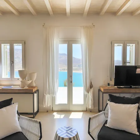 Barbarossa - Elegant Beachfront Retreat With Heated Pool & Outdoor Gym فيلة *