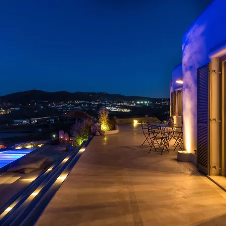 Barbarossa - Elegant Beachfront Retreat With Heated Pool & Outdoor Gym فتيليا