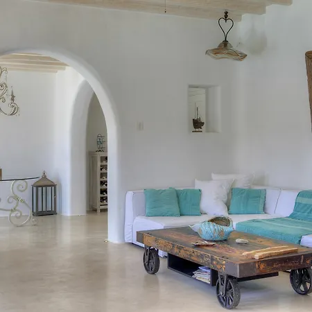Barbarossa - Elegant Beachfront Retreat With Heated Pool & Outdoor Gym ヴィラ