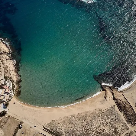 Barbarossa - Elegant Beachfront Retreat With Heated Pool & Outdoor Gym * Φτελιά