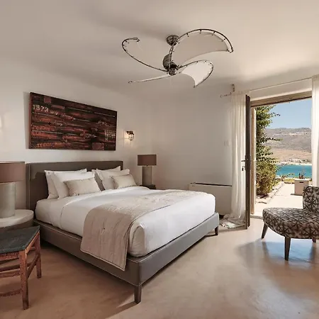 Barbarossa - Elegant Beachfront Retreat With Heated Pool & Outdoor Gym * Φτελιά
