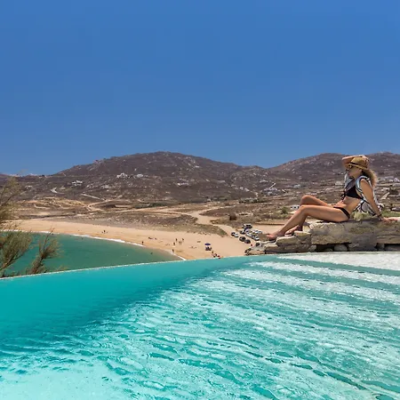 Barbarossa - Elegant Beachfront Retreat With Heated Pool & Outdoor Gym * Fteliá