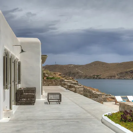 Βίλα Barbarossa - Elegant Beachfront Retreat With Heated Pool & Outdoor Gym Φτελιά