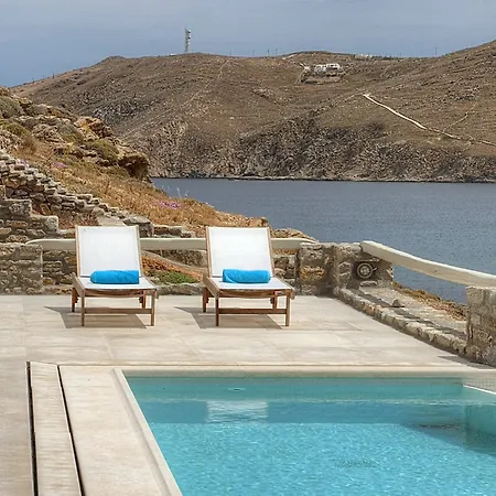 Barbarossa - Elegant Beachfront Retreat With Heated Pool & Outdoor Gym Βίλα