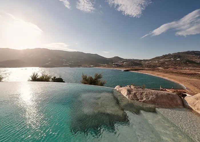 Barbarossa - Elegant Beachfront Retreat With Heated Pool & Outdoor Gym