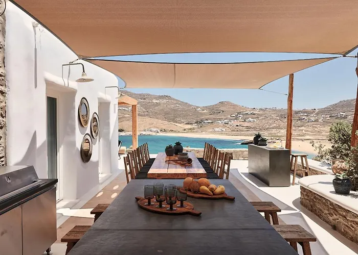 Barbarossa - Elegant Beachfront Retreat With Heated Pool & Outdoor Gym Villa *