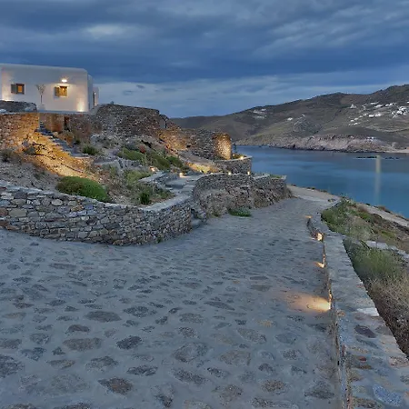Barbarossa - Elegant Beachfront Retreat With Heated Pool & Outdoor Gym Villa Ftelia (Mykonos)