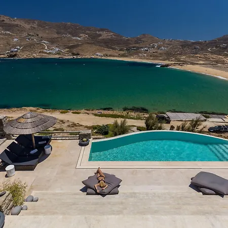 Villa Barbarossa - Elegant Beachfront Retreat With Heated Pool & Outdoor Gym