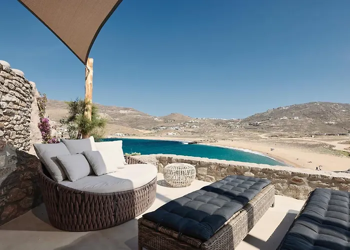 Barbarossa - Elegant Beachfront Retreat With Heated Pool & Outdoor Gym