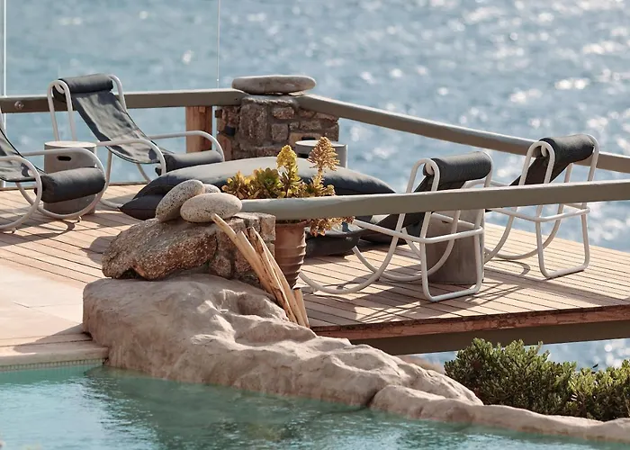 Barbarossa - Elegant Beachfront Retreat With Heated Pool & Outdoor Gym Ftelia (Mykonos)