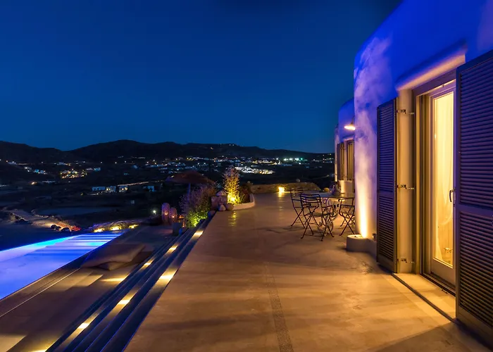 Barbarossa - Elegant Beachfront Retreat With Heated Pool & Outdoor Gym Ftelia (Mykonos)